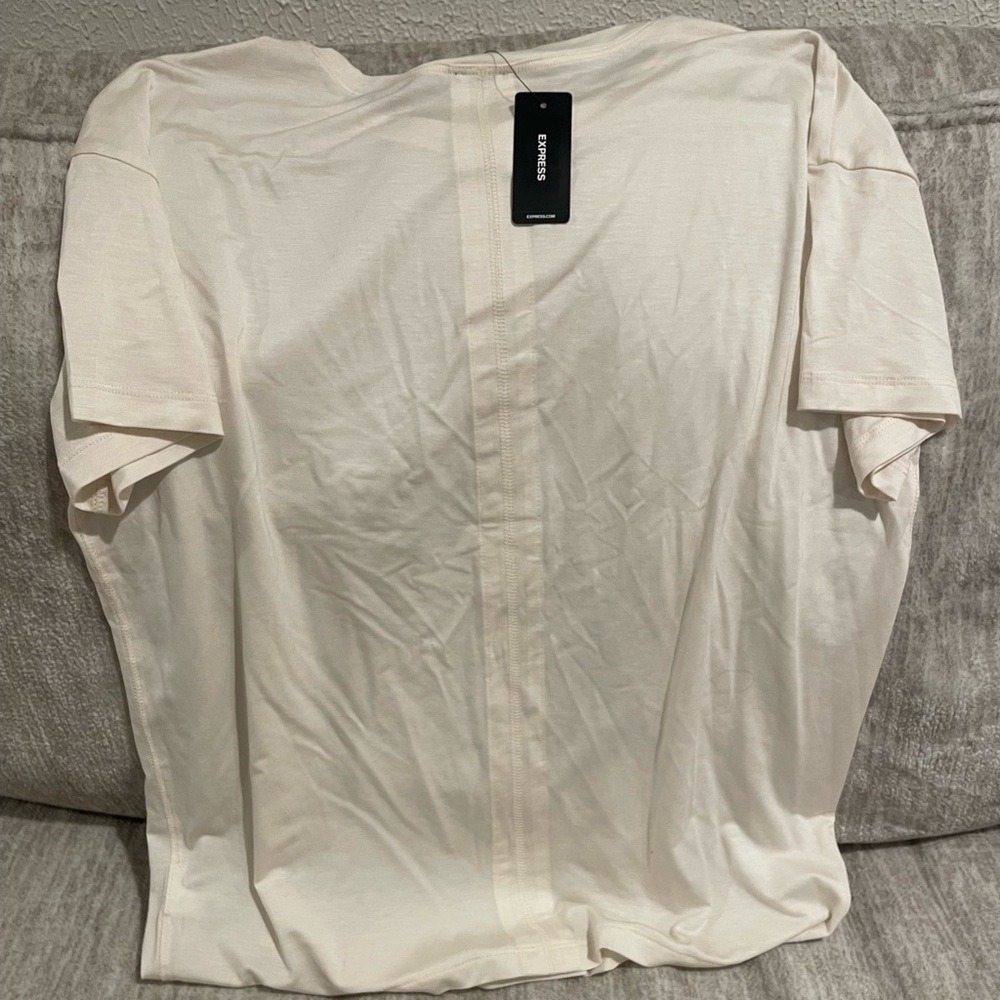 NWT EXPRESS SuperSoft Relaxed Crew Neck Tee - Picture 3 of 5